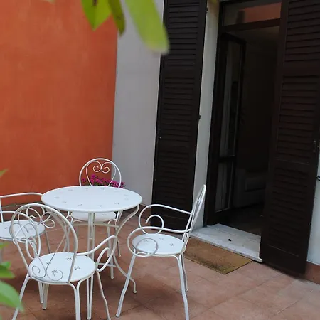 Del Centro Apartment *