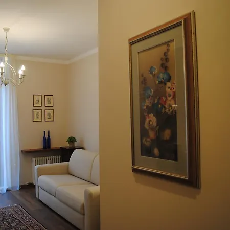 Del Centro Apartment